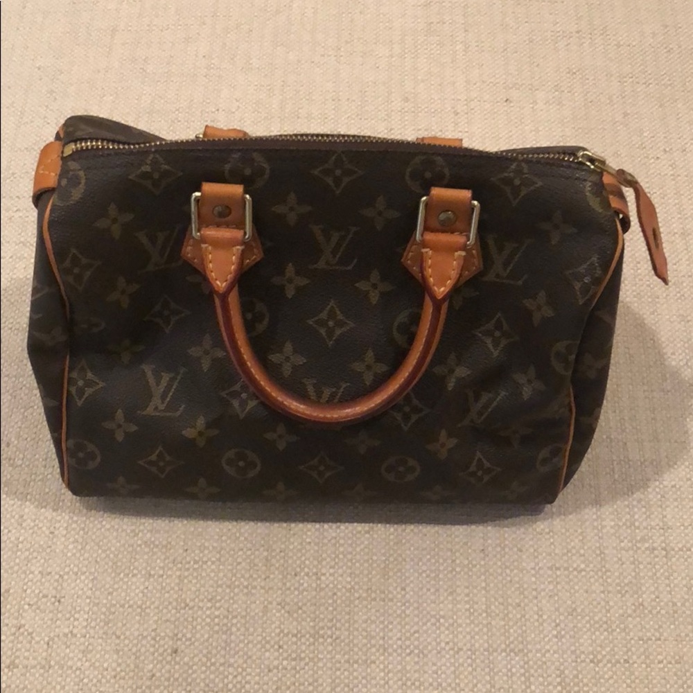 LOUIS VUITTON SPEEDY 30